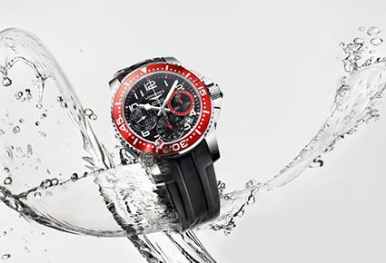 ساعات HydroConquest  أداء غنيّ بالألوان في عالم الغطس 